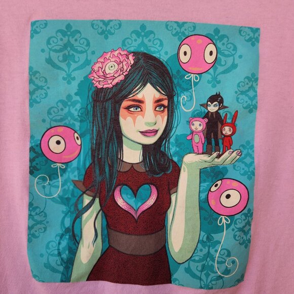Tara McPherson “Ohana” Graphic T-Shirt Women’s Small Pink Hot Topic Exclusive - Picture 2 of 6